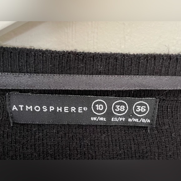 ⭐️ Atmosphere Black Cardigan Sweater - Size 8 - Picture 3 of 3